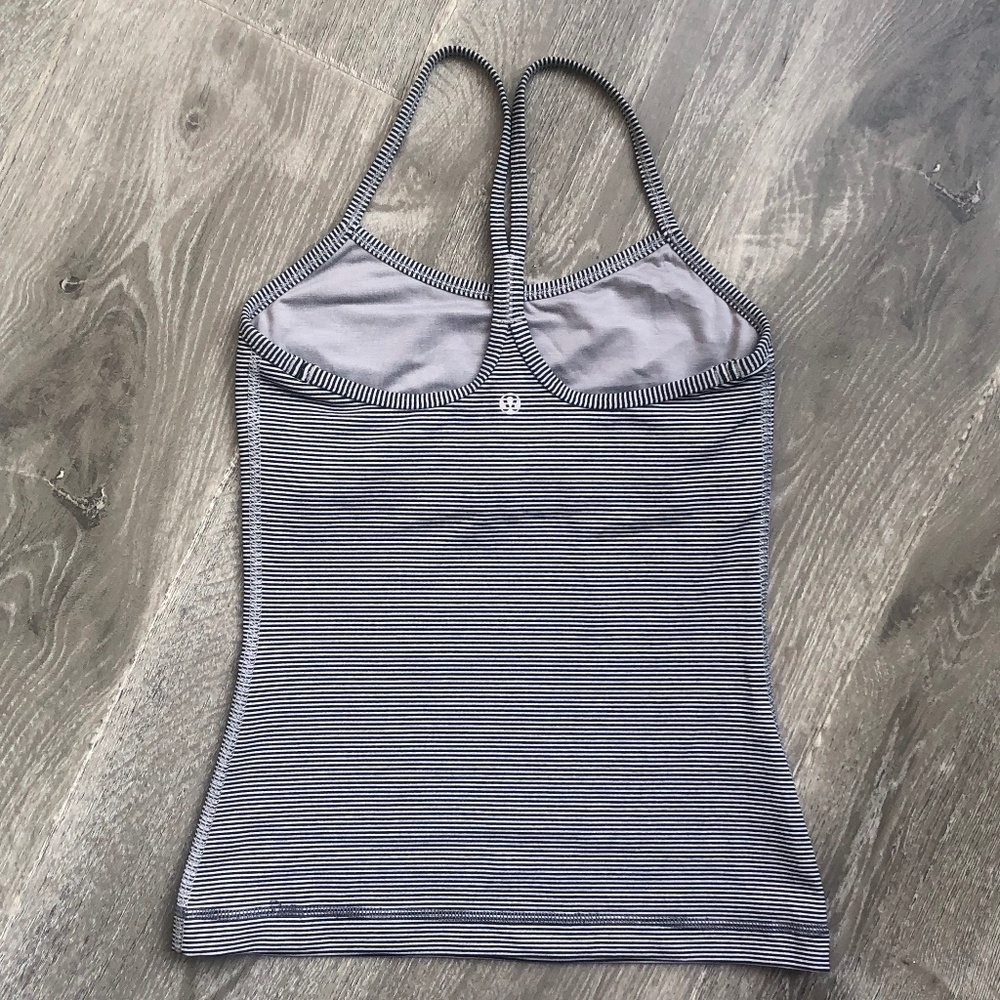Lululemon Power Y Tank - Picture 4 of 5